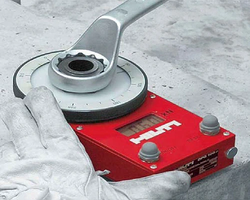 アンカー引抜試験